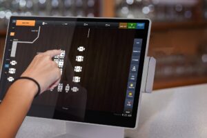 Read more about the article Optimize your restaurant operations with an all-in-one solution