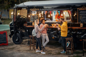 Read more about the article Optimizing Your Food Truck Operations with POS Technology